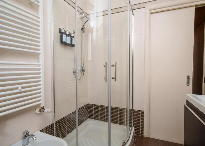 شقة A Un Passo Da *